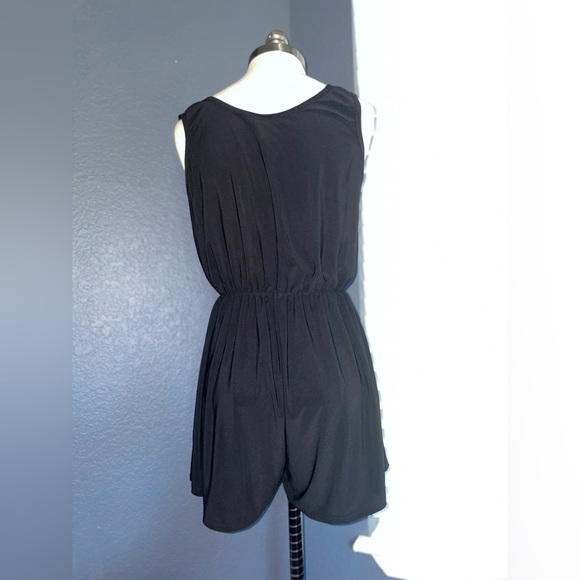 Pinc Romper Jumpsuit shorts black size medium flowy sleeveless elastic waist - Picture 3 of 11